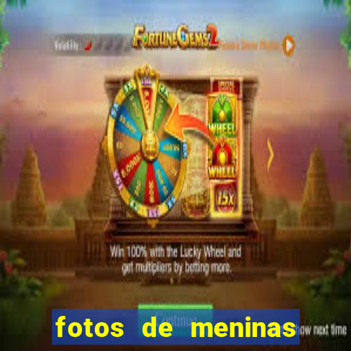 fotos de meninas no espelho cacheada